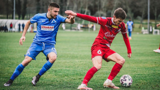 18-годишен юноша и Ники Михайлов донесоха победата на Левски срещу поляци